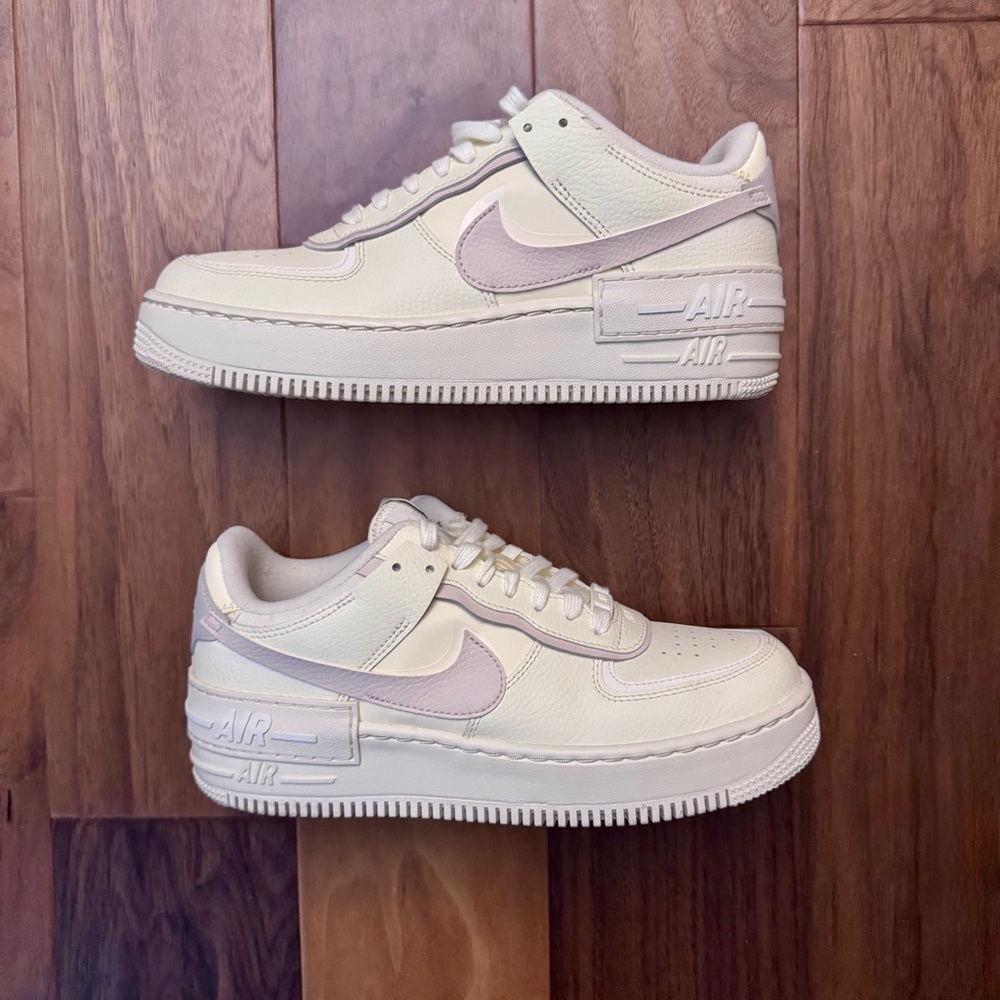 Women’s Nike Air Force 1 Shadow Coconut Milk size 9.5